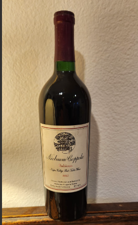 【最高峰ナパ・バレー】Niebaum-Coppola Rubicon 1982年 niebaum-coppola-red-table-1982.jpg