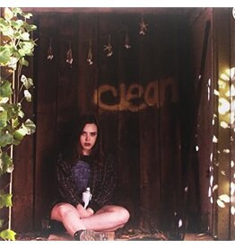 SOCCER MOMMY / Clean