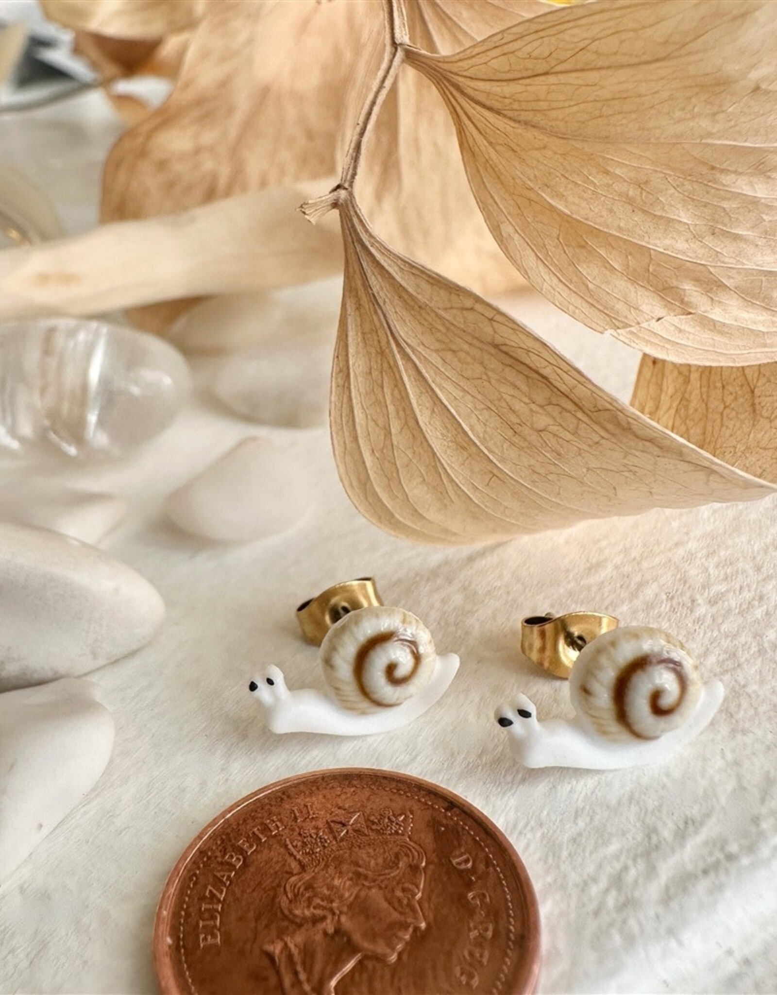 "Helmi" Porcelain Snail Stud Earrings
