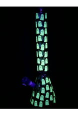 18" Ghostly Glow Beaker