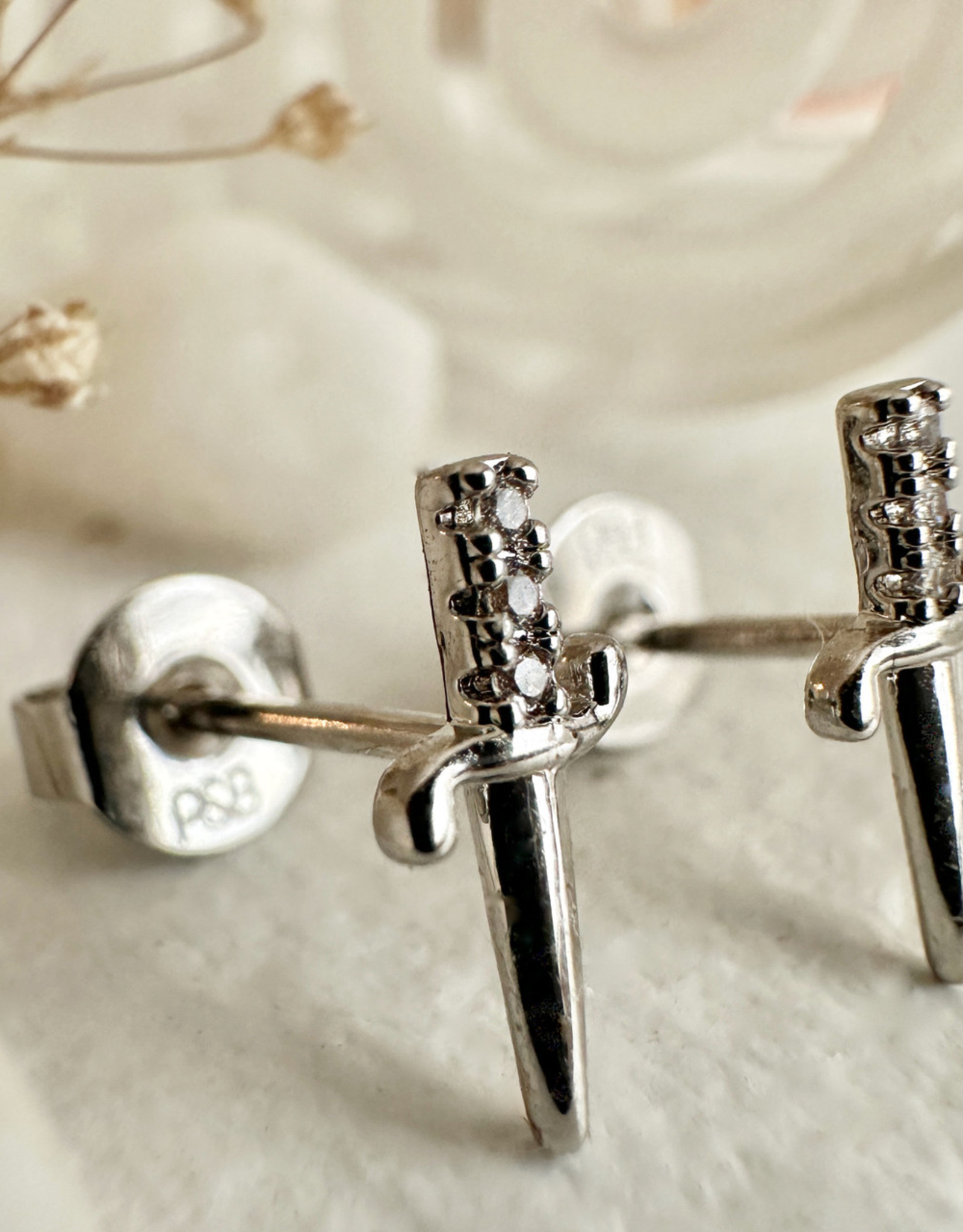 "Bruté" Silver Dagger Stud Earrings