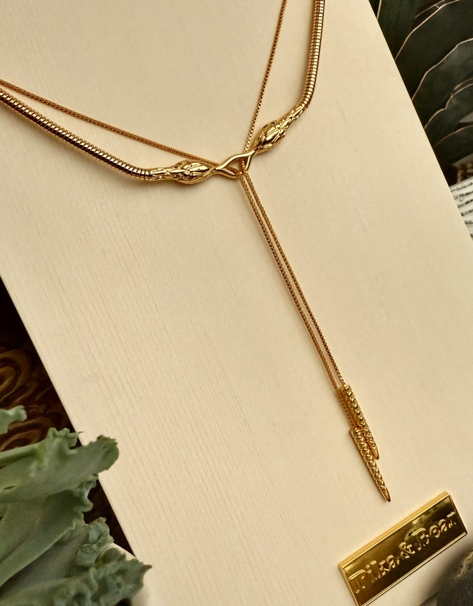 "Cenchoa" Double Snake Layered Necklace in Gold