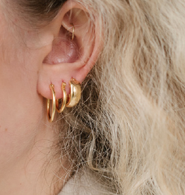 Sarah Mulder Leo 15mm hoop earring