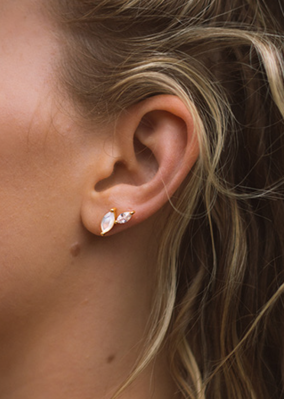 Sarah Mulder Christine stud earrings