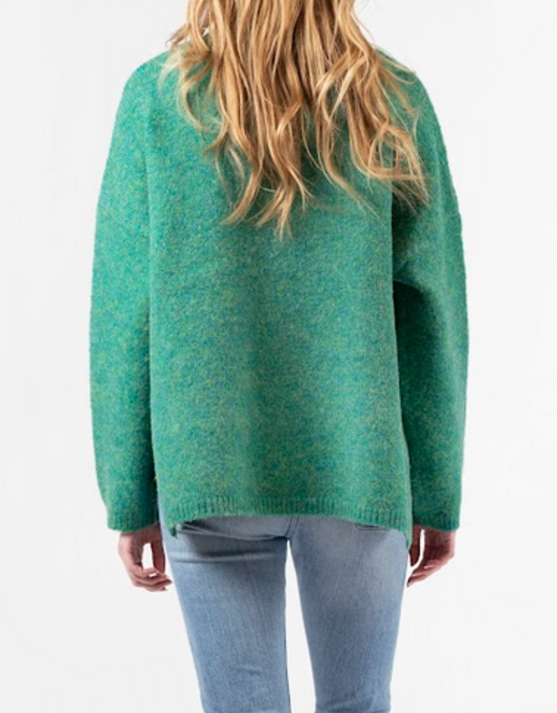 Lyla & Luxe Lyla Ramsay sweater