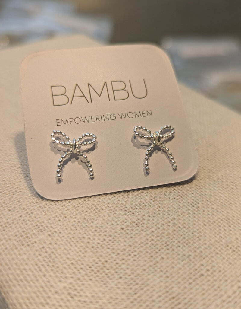 Bambu Bowtie studs