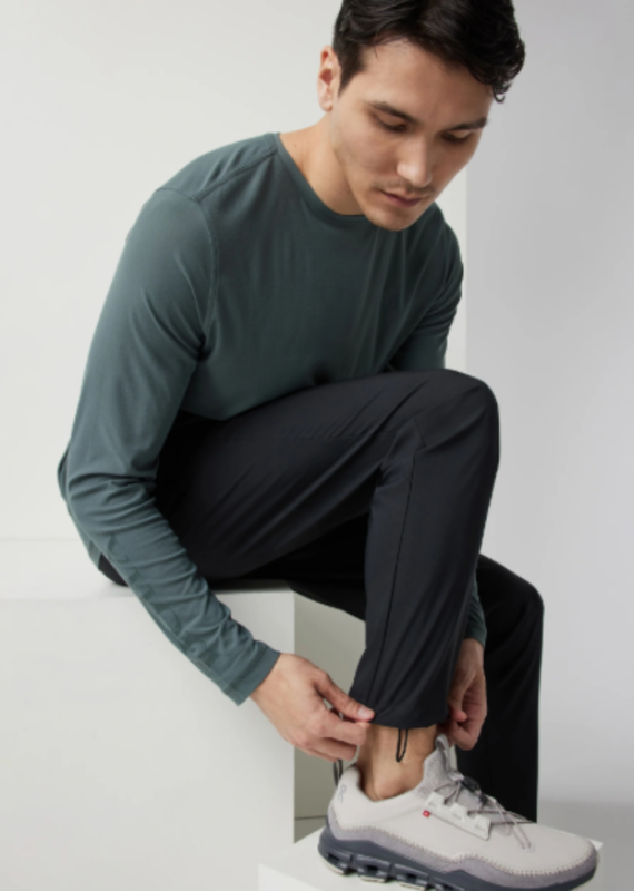 Vuori Train Tech pant