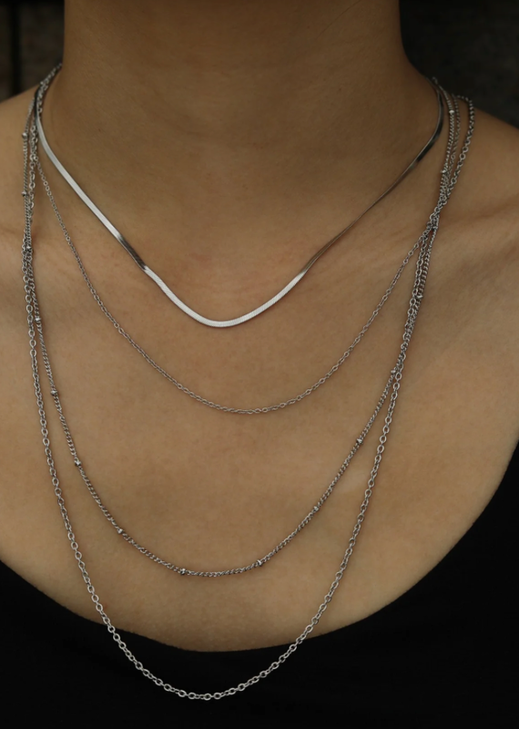 hackney Nine Sabrina chains