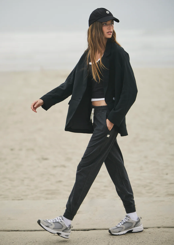 Vuori Performance jogger