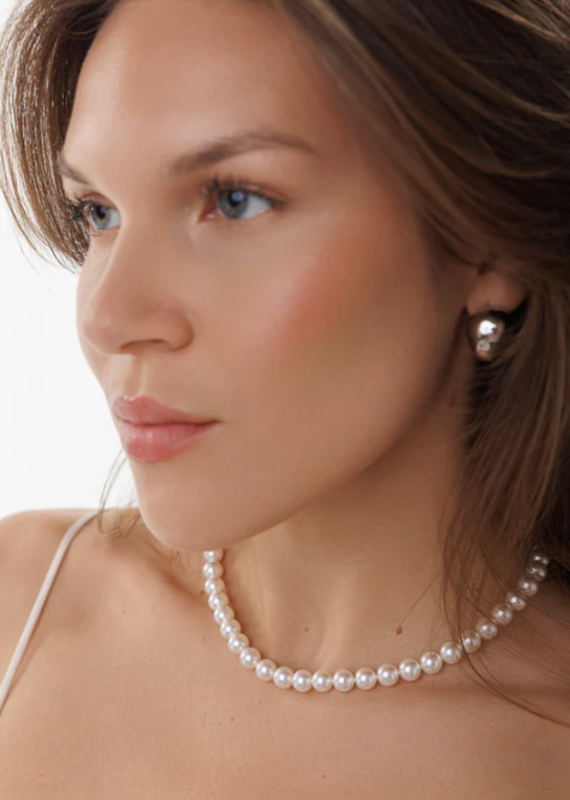 Limlim Lock Pearl necklace