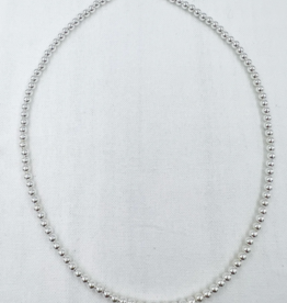 Saskia de Vries Leave-on 4mm necklace