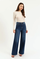 Daze Daze Far Out Water wide