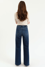 Daze Daze Far Out Water wide