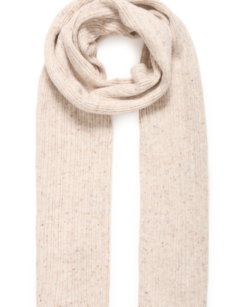 Ichi Ichi Leika scarf