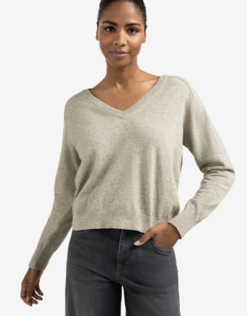 YaYa Yaya Vneck swtr