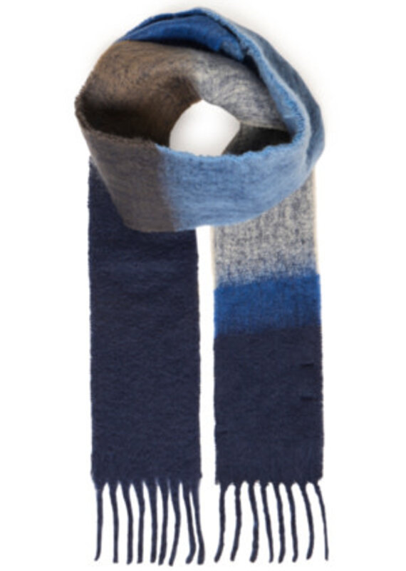 B.Young Vathaya scarf