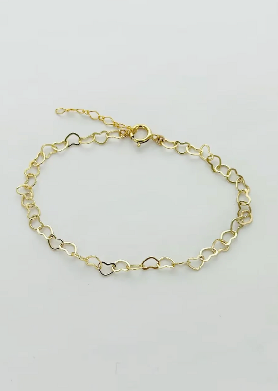 Fierce Deer Dainty Heart bracelet