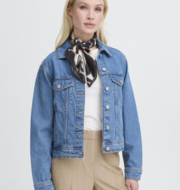 B. Young Viste scarf