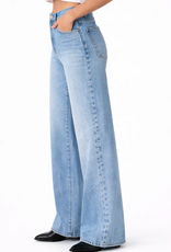 Modern American Mod Am Aniston Lakeshore