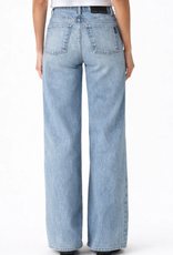 Modern American Mod Am Aniston Lakeshore