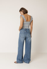 Indi & Cold Indi Elastic crop top