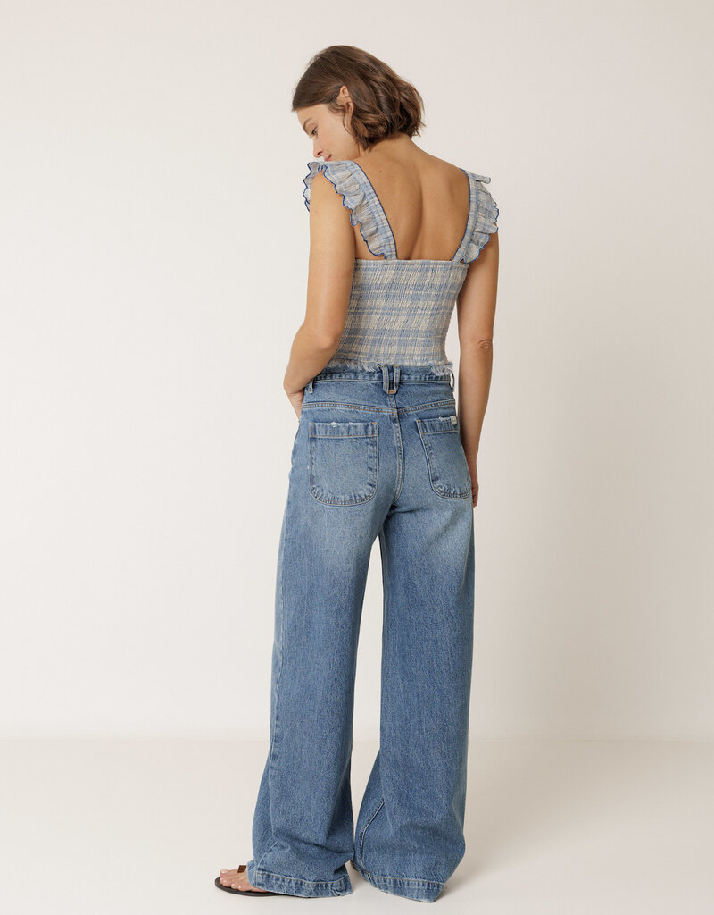 Indi & Cold Indi Elastic crop top