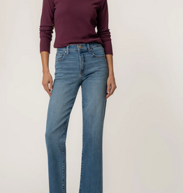 KUT Avery Bld straight