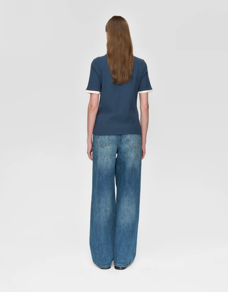 Minimum Minimum Ophelia tee