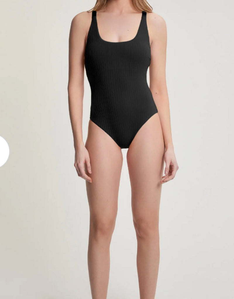 Fig Fig Isola swim