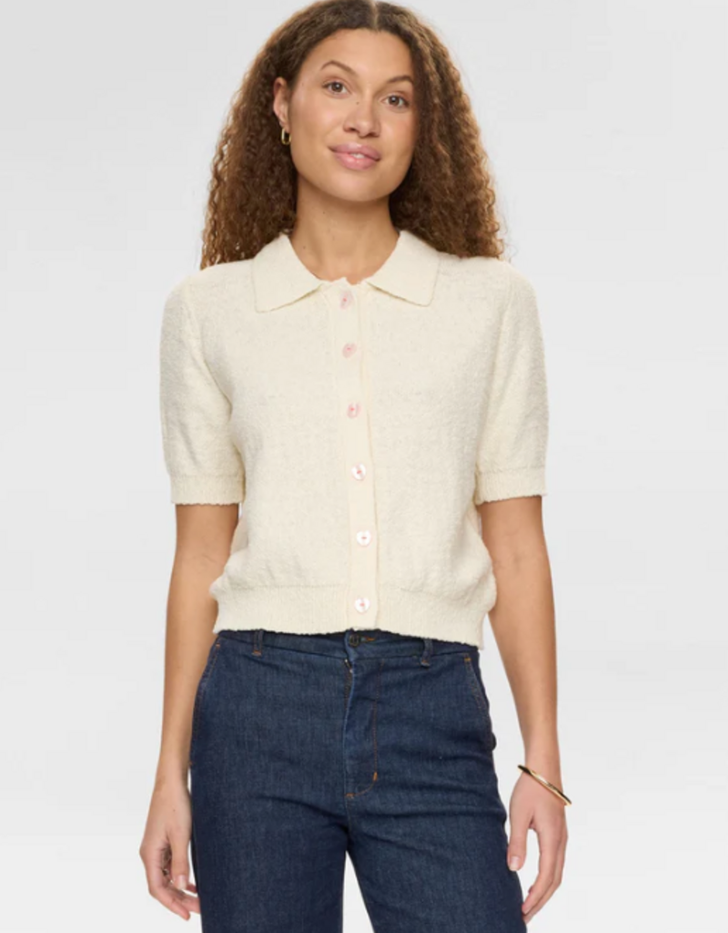 Numph Numph Nuzola cardi