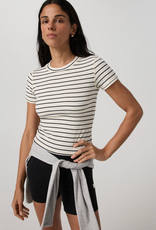 Vuori Vuori Pose tee