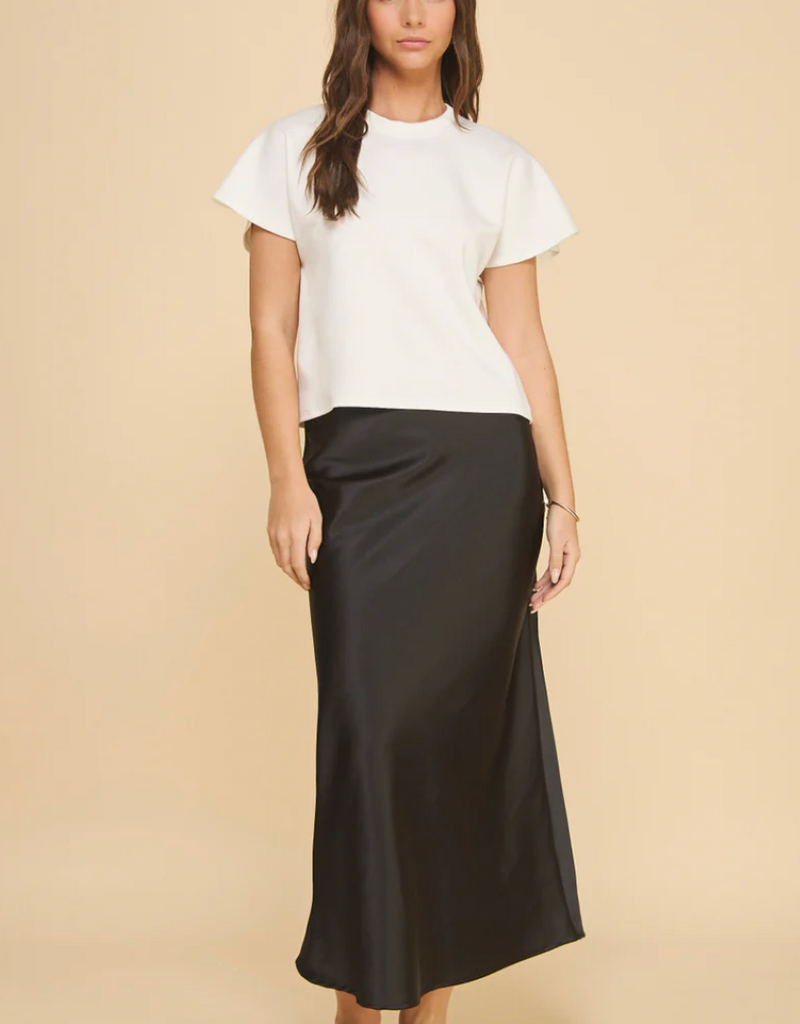 If She Loves Maine top
