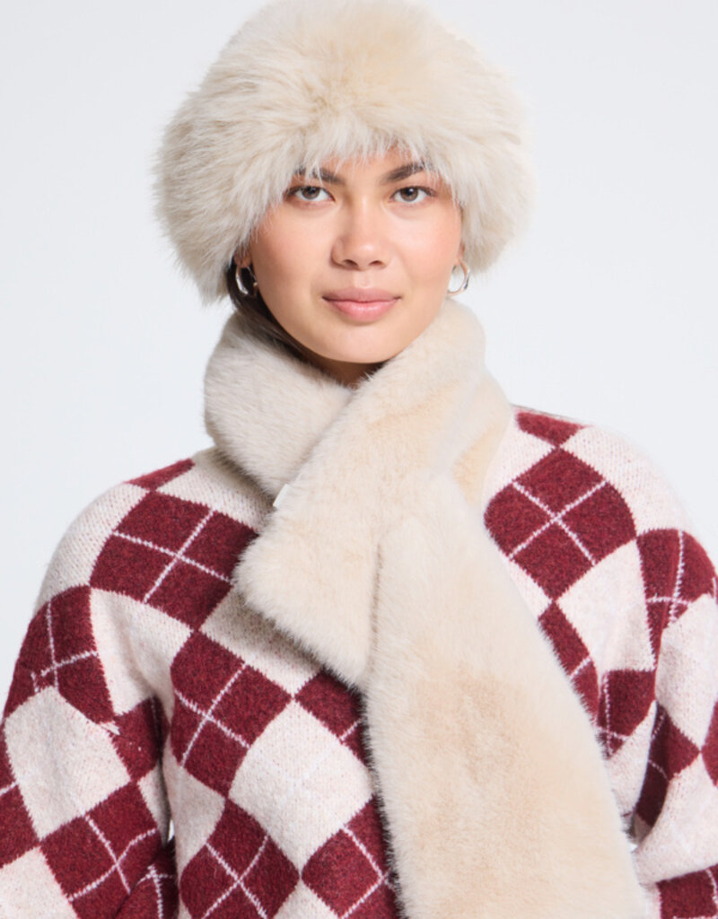 Ichi Ichi Ebna scarf