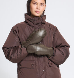 Ichi Nima mitt