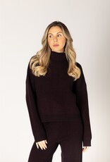 Lyla & Luxe Lyla & Luxe Evolet Mock