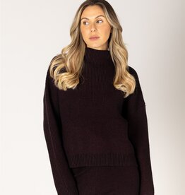 Lyla & Luxe Evolet Mock