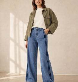 Yoga Jeans Lily Alpine Wide 31"