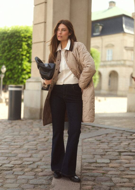 Culture Halle Bobbie Flare jeans