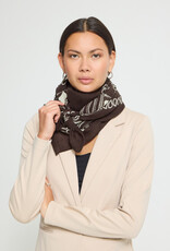 Ichi Ichi Mary scarf