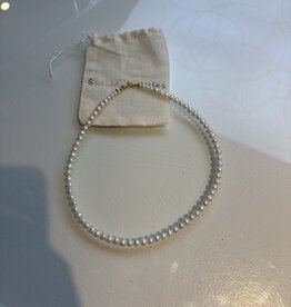 Saskia de Vries Saskia 5mm Pearl necklace