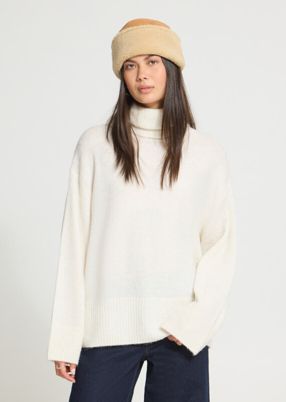 Ichi Sille Hat