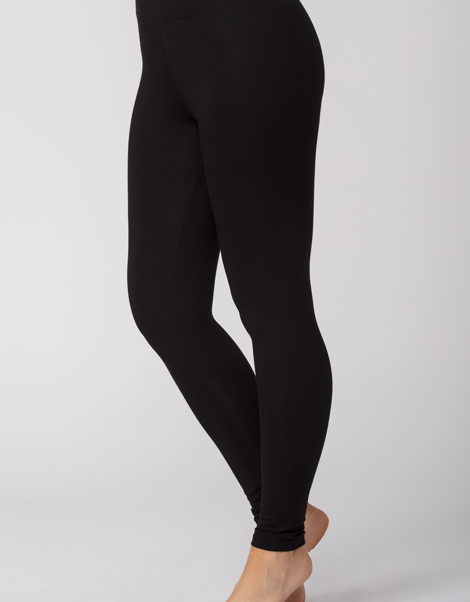 https://cdn.shoplightspeed.com/shops/635523/files/29661281/1600x2048x1/terrera-3065-terry-leggings.jpg