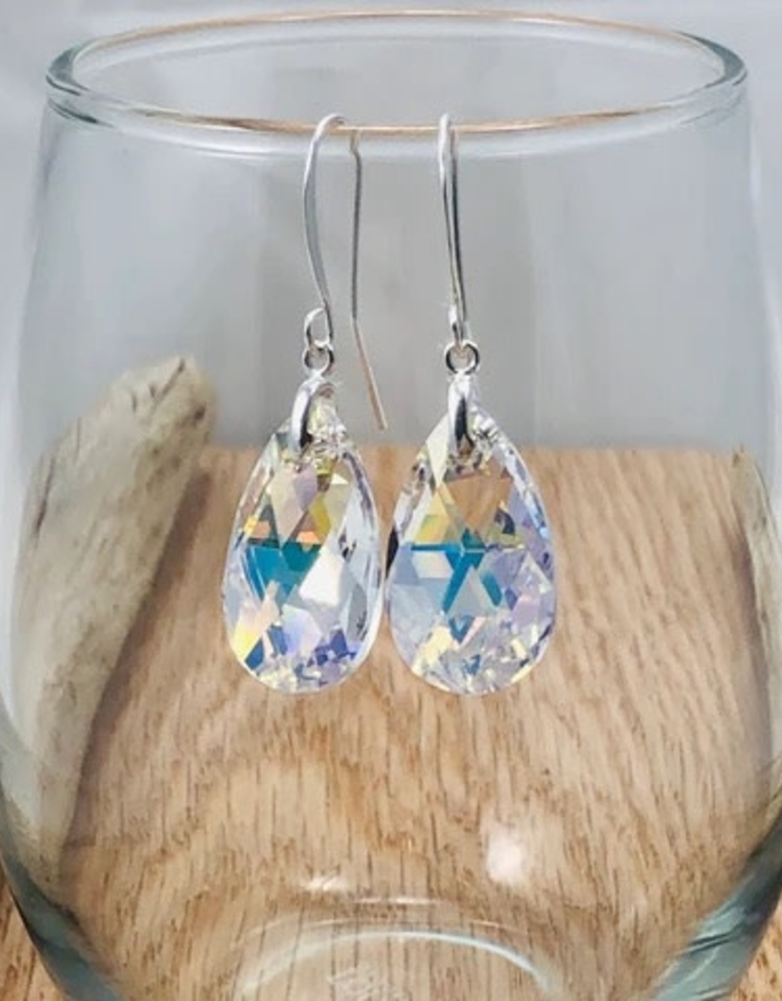 Shy Giraffe SG1592 Pear Swarovski & Sterling Earrings