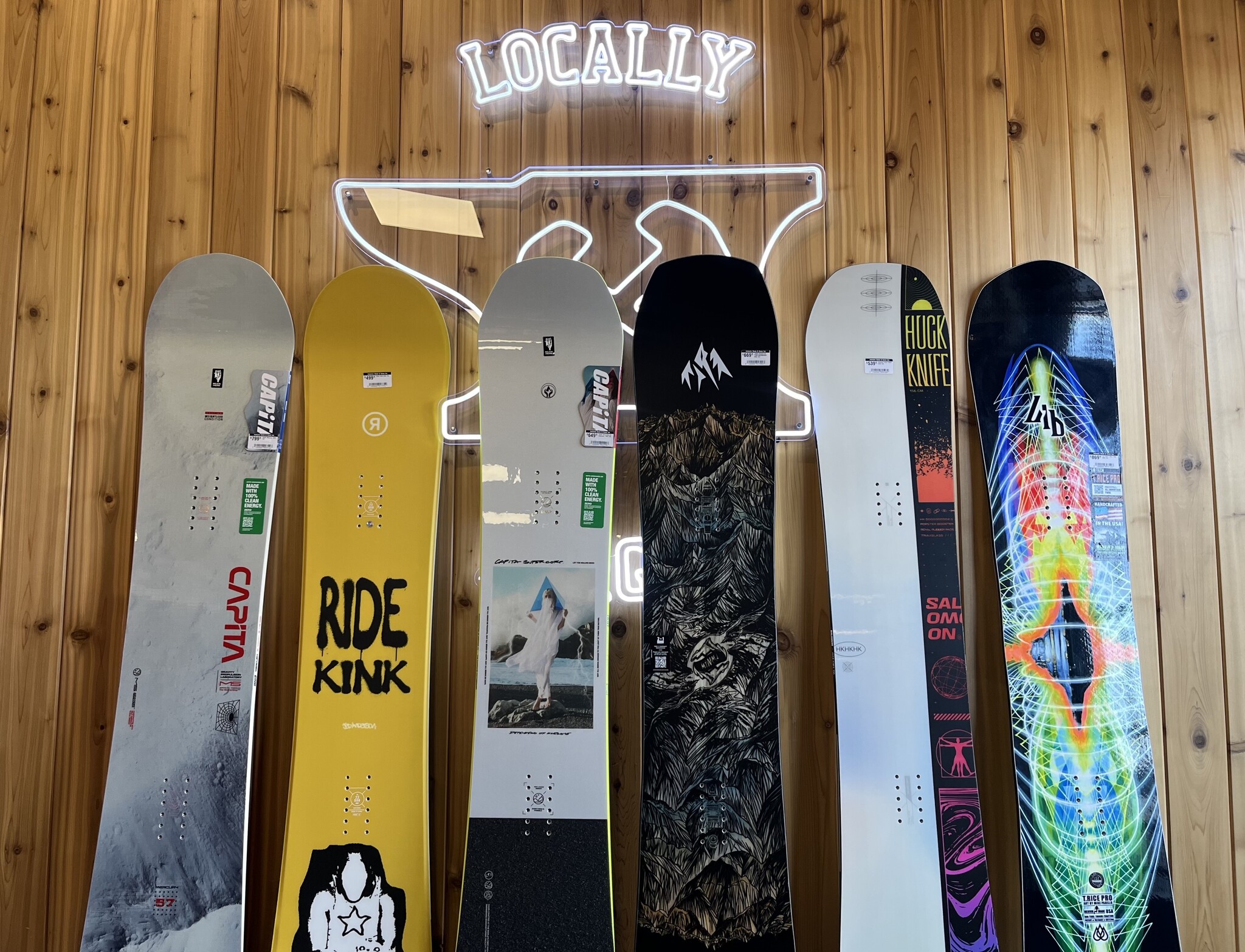 THE 10 BEST MENS SNOWBOARDS OF 2024 Industry Skate & Snow