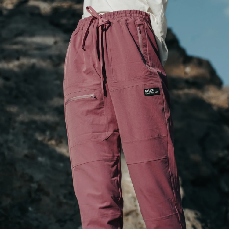 NOTICE THE RECKLESS NOTICE THE RECKLESS  Hiking Pants Burgundy