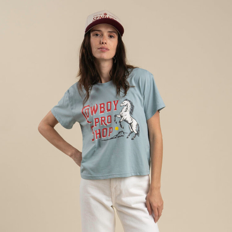 SENDERO SENDERO COWBOY PRO SHOP CROP TEE STERLING BLUE