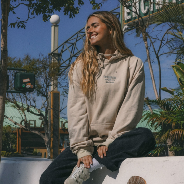 NOTICE THE RECKLESS NOTICE THE RECKLESS SLOW SUNDAY CLUB HOOD