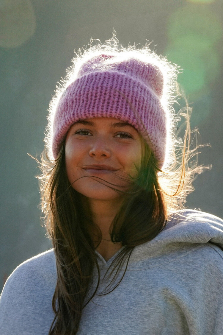 NOTICE THE RECKLESS NOTICE THE RECKLESS BLOOM MOHAIR BEANIE