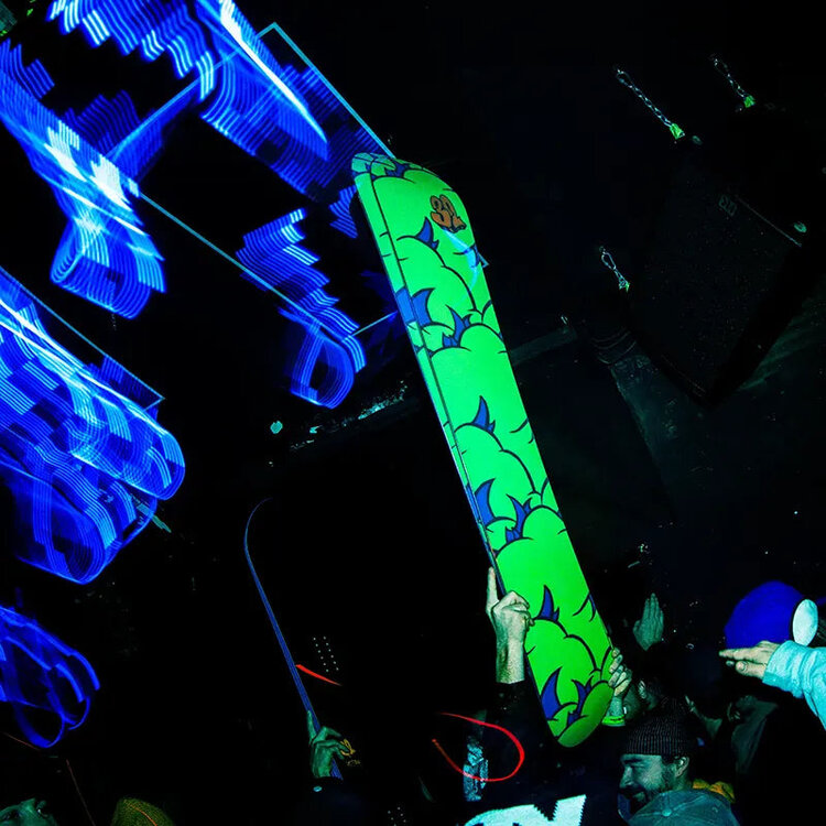 32 32 XXX FAVA PRO LIMITED EDITION 155CM