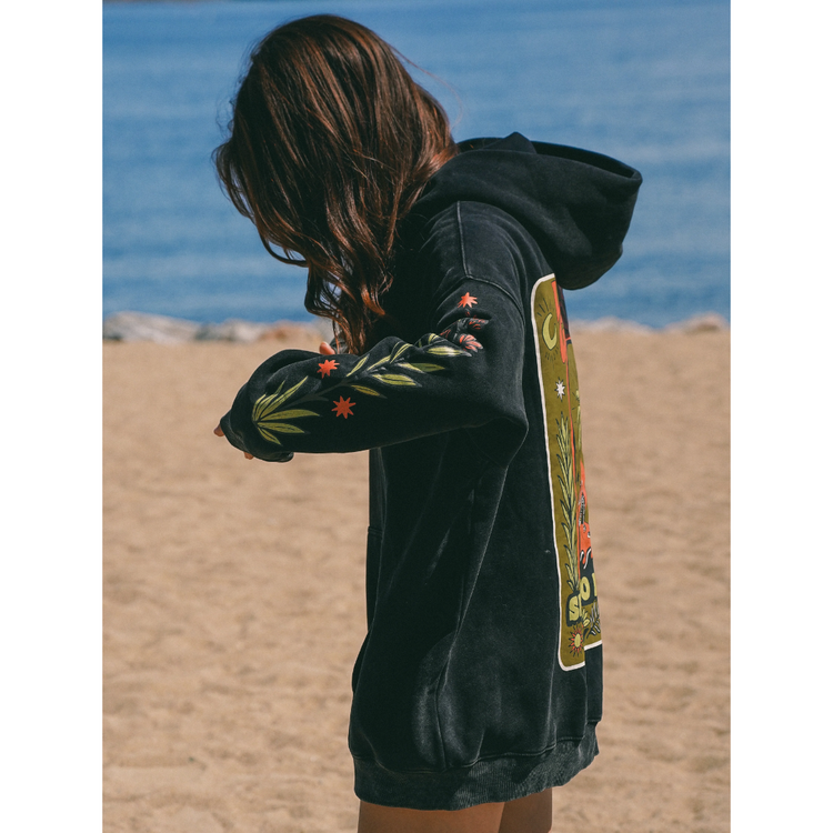 NOTICE THE RECKLESS NOTICE THE RECKLESS SEND NO HELP HOODIE